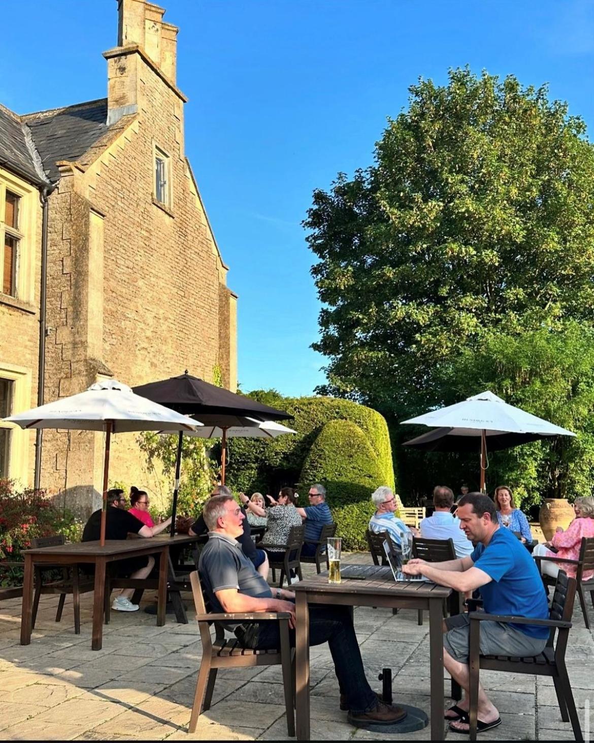 Stanton Manor Hotel Chippenham  Dış mekan fotoğraf