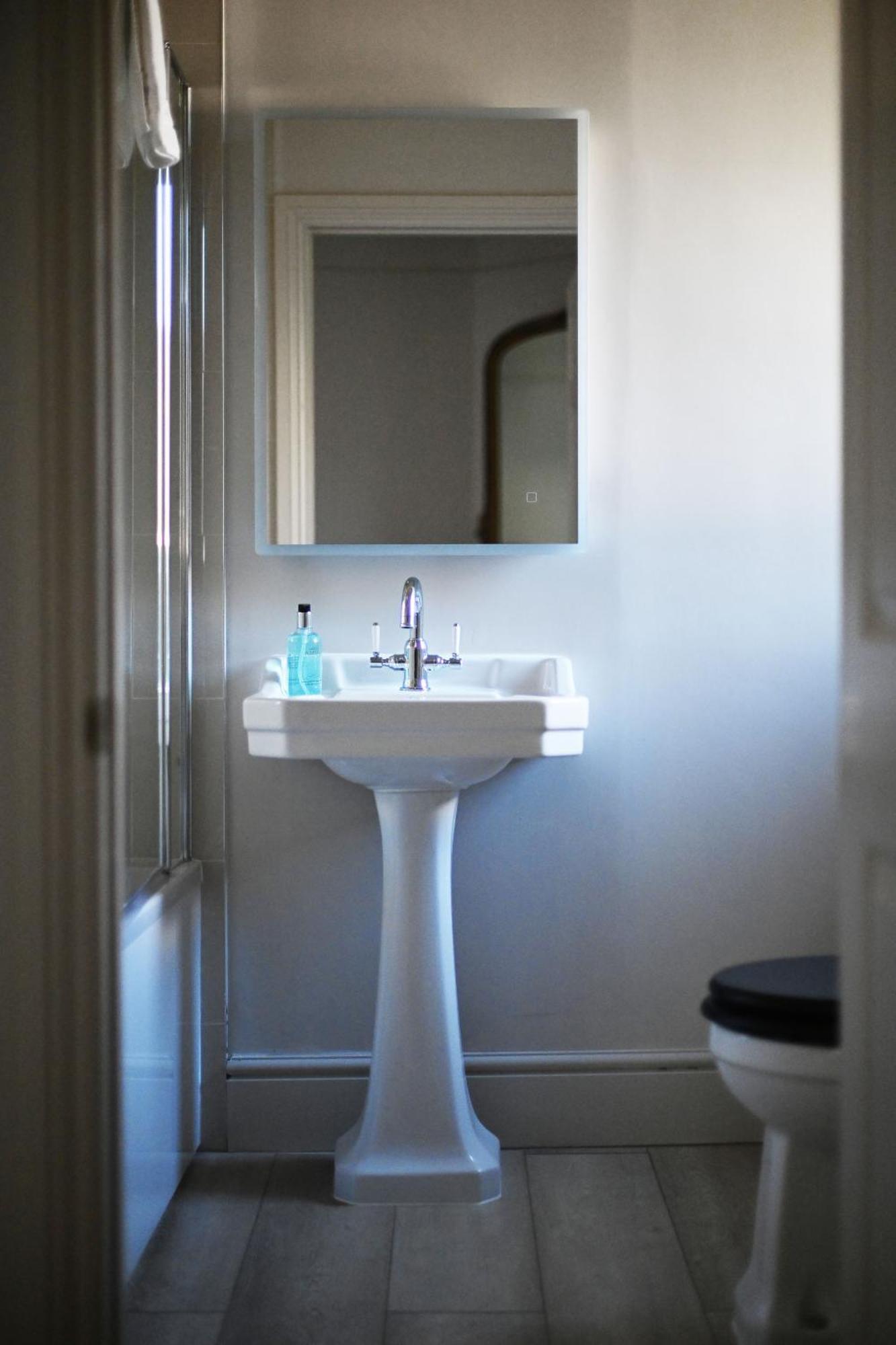Stanton Manor Hotel Chippenham  Dış mekan fotoğraf
